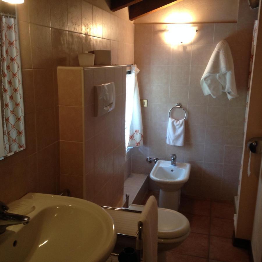 Agriturismo Corte Bebbi Bibbiano  ภายนอก รูปภาพ