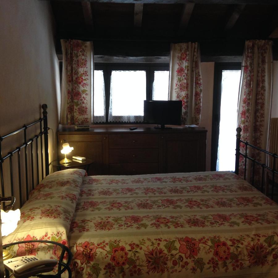 Agriturismo Corte Bebbi Bibbiano  ภายนอก รูปภาพ