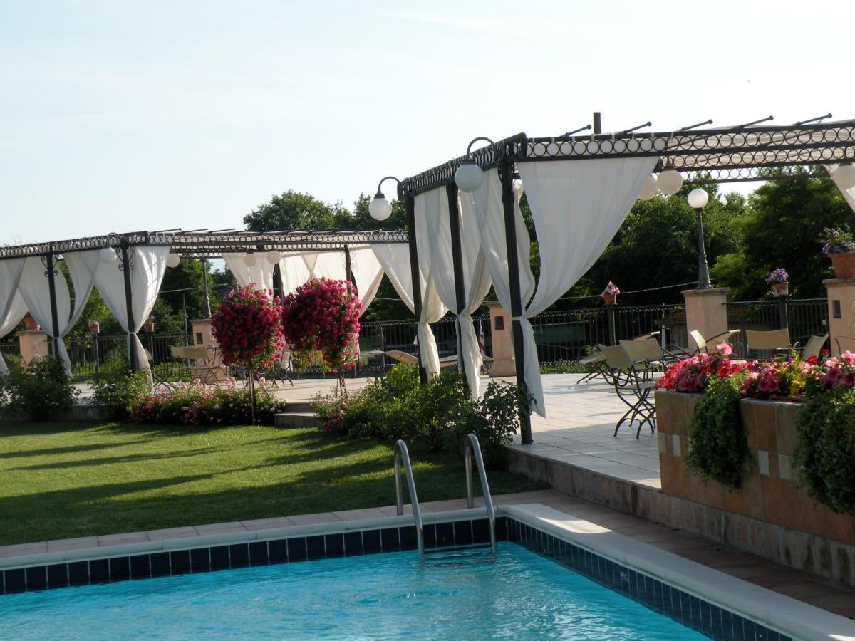 Agriturismo Corte Bebbi Bibbiano  ภายนอก รูปภาพ