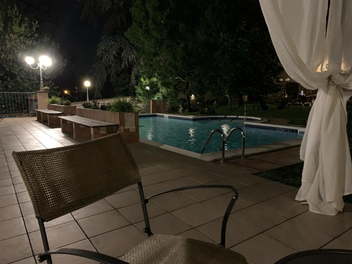 Agriturismo Corte Bebbi Bibbiano  ภายนอก รูปภาพ